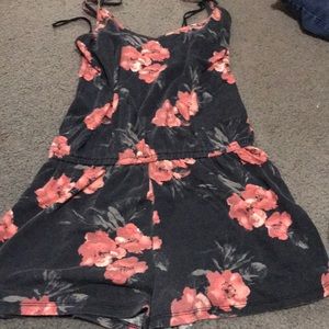 Hawaiian style Aeropostale romper